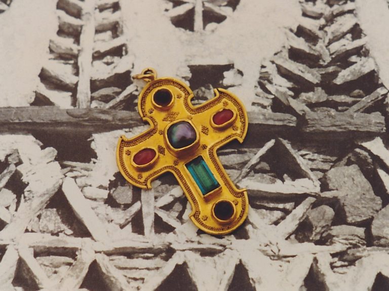 Past Present Leftheris Cross