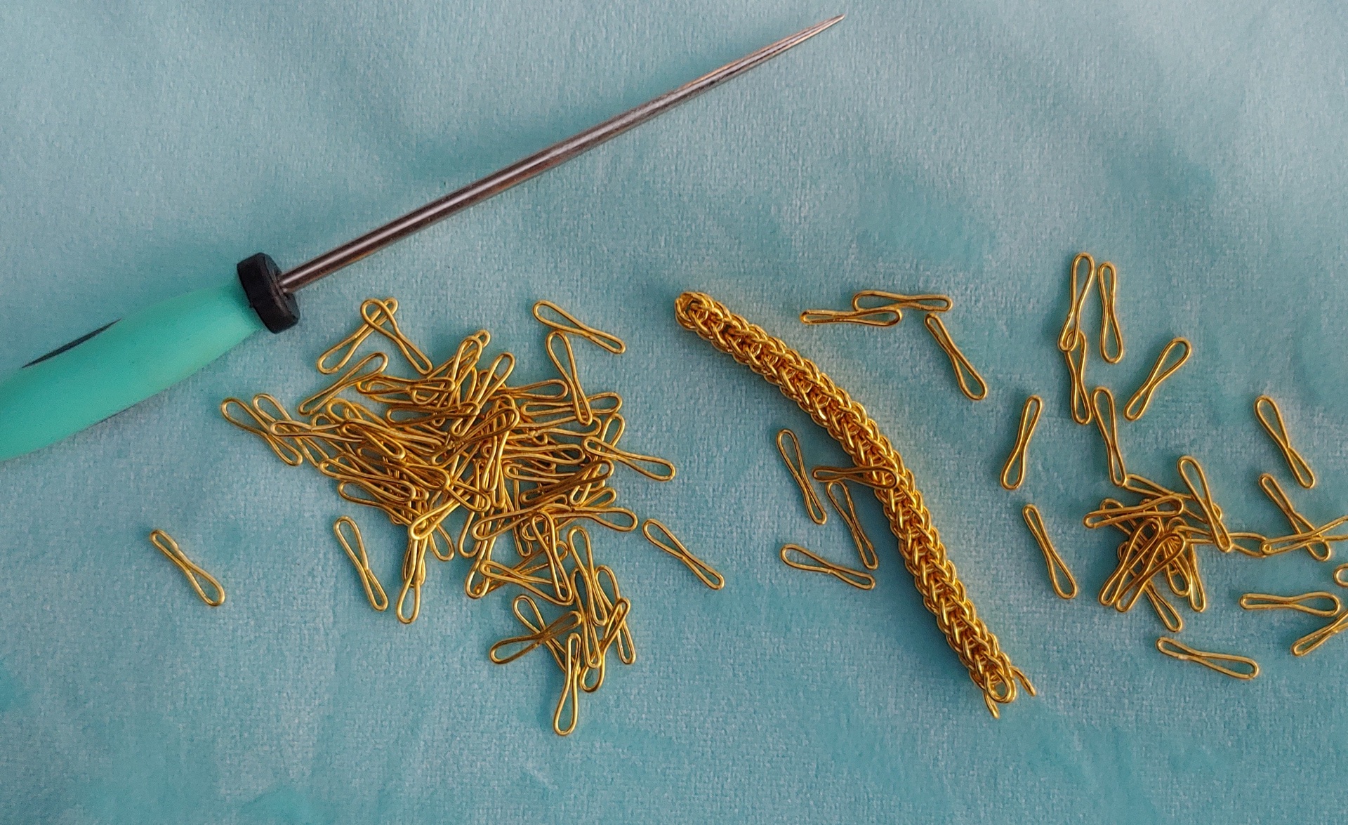 22k Double Loop 'n Loop 16" Chain - Image 4